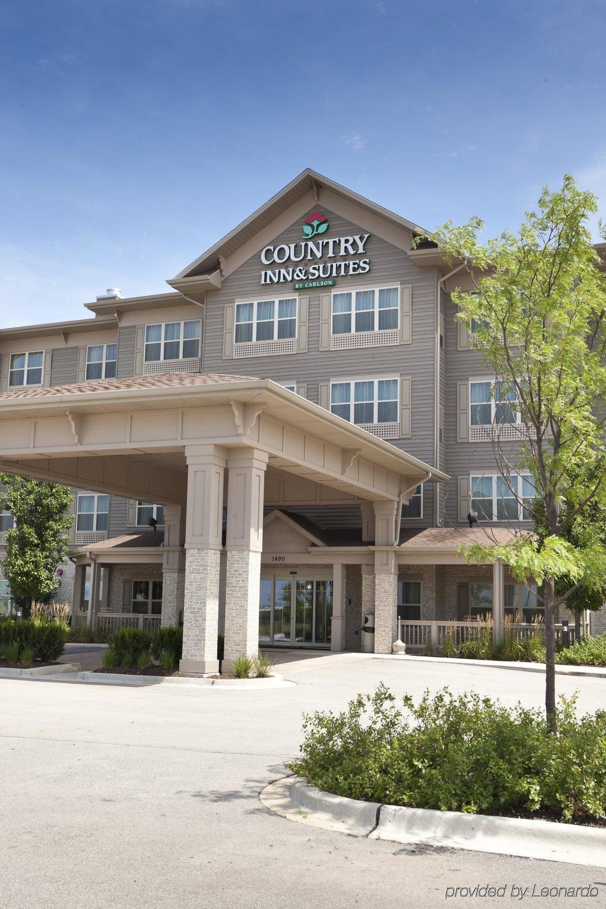 Hotel Express & Chicago West By Ihg Roselle